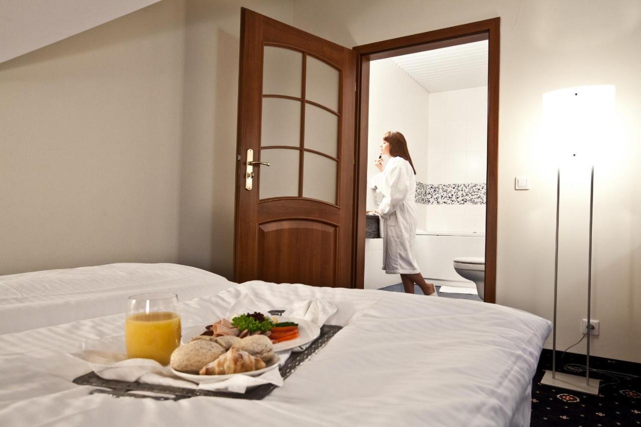 Parkhotel Lyson Inwałd Rom bilde